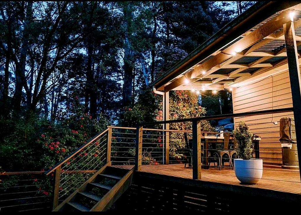 Romantic Getaway - 2 Luxe Outdoor Baths