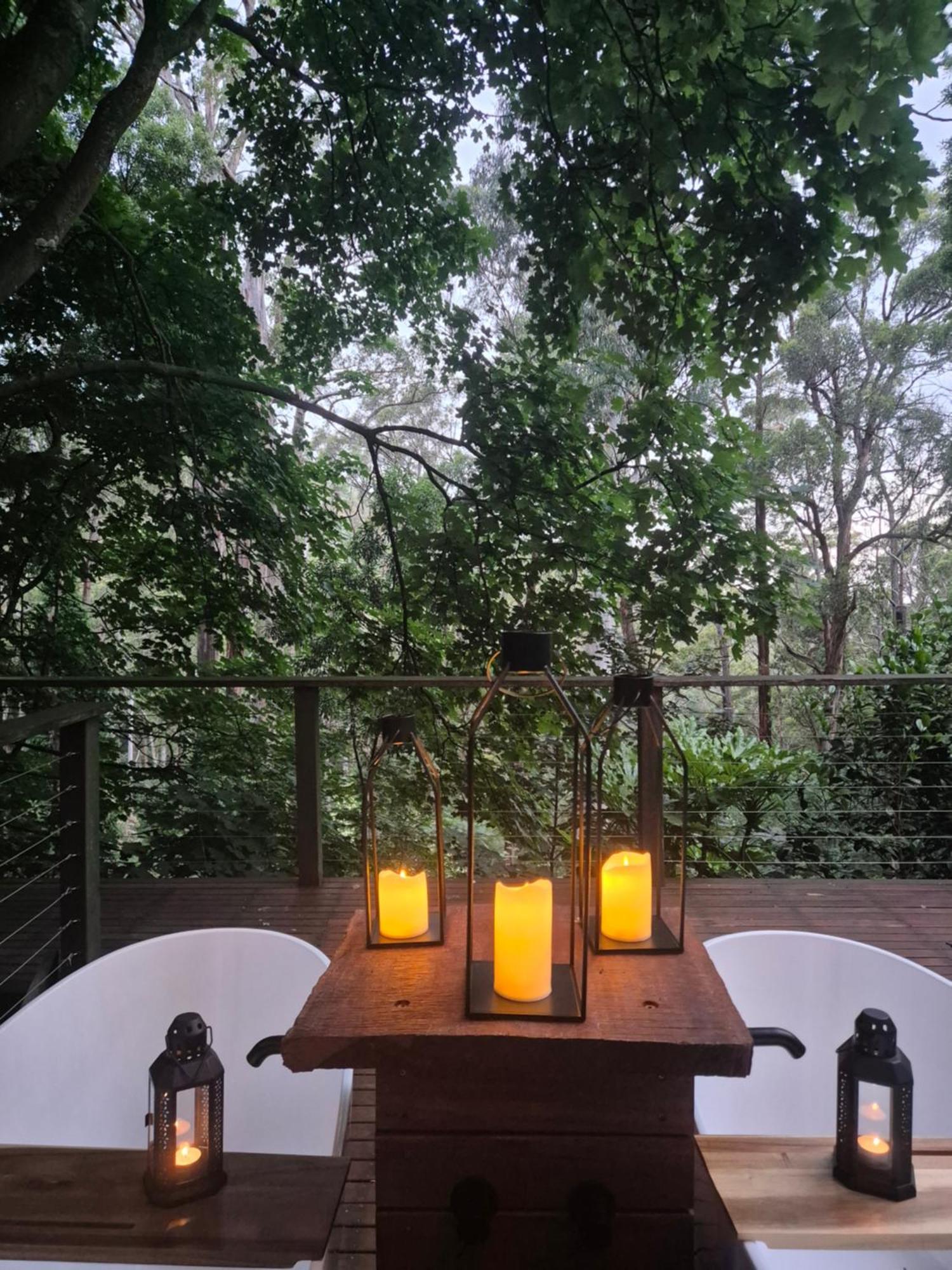 Holiday home Romantic Getaway - 2 Luxe Outdoor Baths Mount Macedon